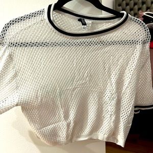 Short sleeve mesh white shirt